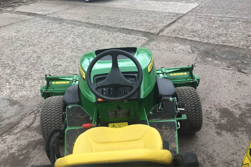 2016 John Deere 2653B PrecisionCut Mower