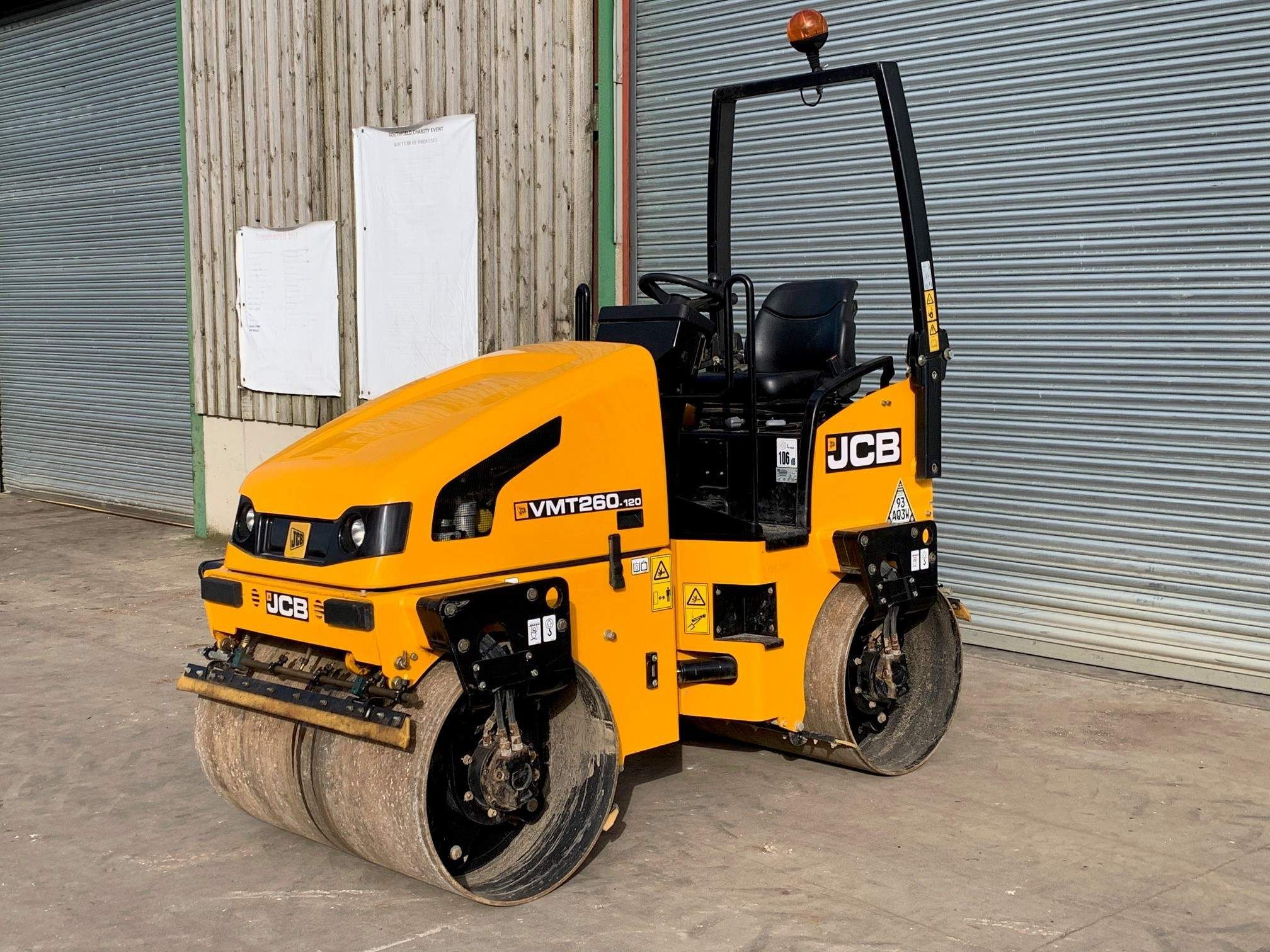 2017 JCB VMT260-120 Roller