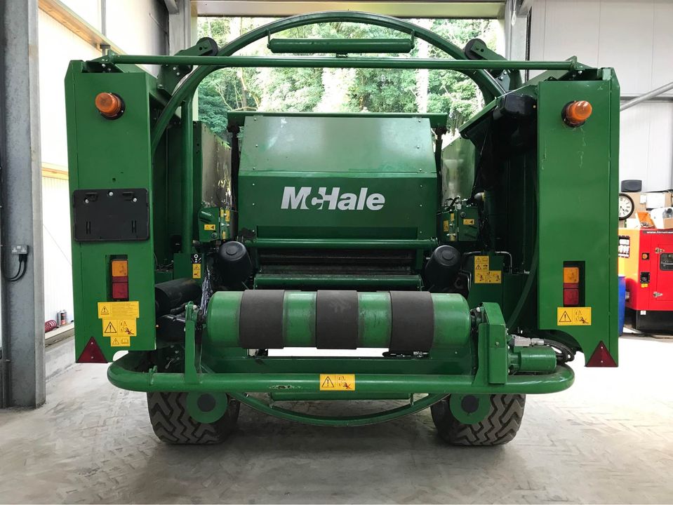 2012 McHale Fusion 2 Baler Wrapper