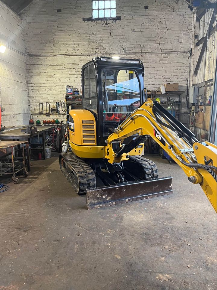 2020 Caterpillar 302.7D CR Mini Excavator