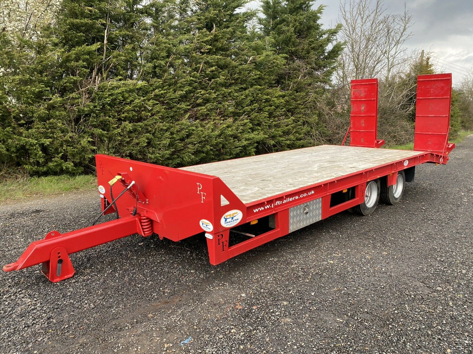 2019 PF Trailers 24 ft 19-ton Low-loader